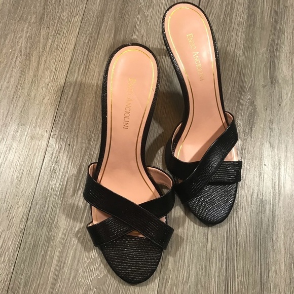 Enzo Angiolini Black Textured Vegan Leather Sandal - Picture 1 of 6